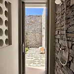 Egeo Paros Πανσιόν Aspro Chorio