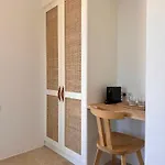Egeo Paros Πανσιόν