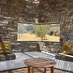 Egeo Paros Πανσιόν 4*