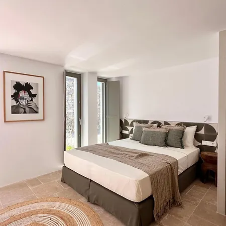 Egeo Paros Affittacamere 4*