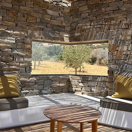 Egeo Paros Penzion 4*